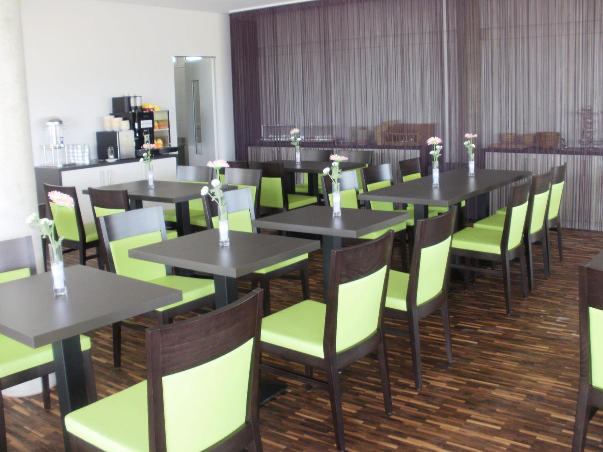 Iq-Hotel Ulm Exterior photo